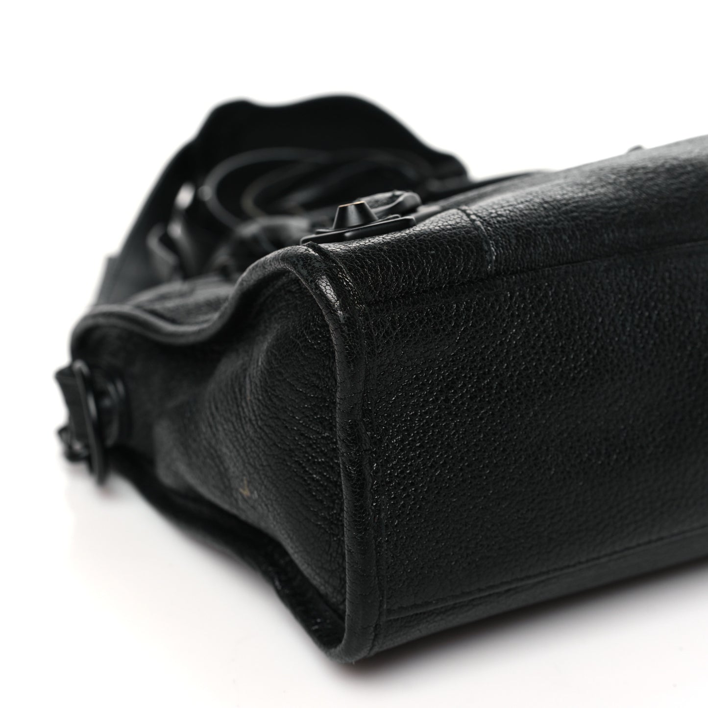 Chevre Black Metallic Edge Hardware S City Black