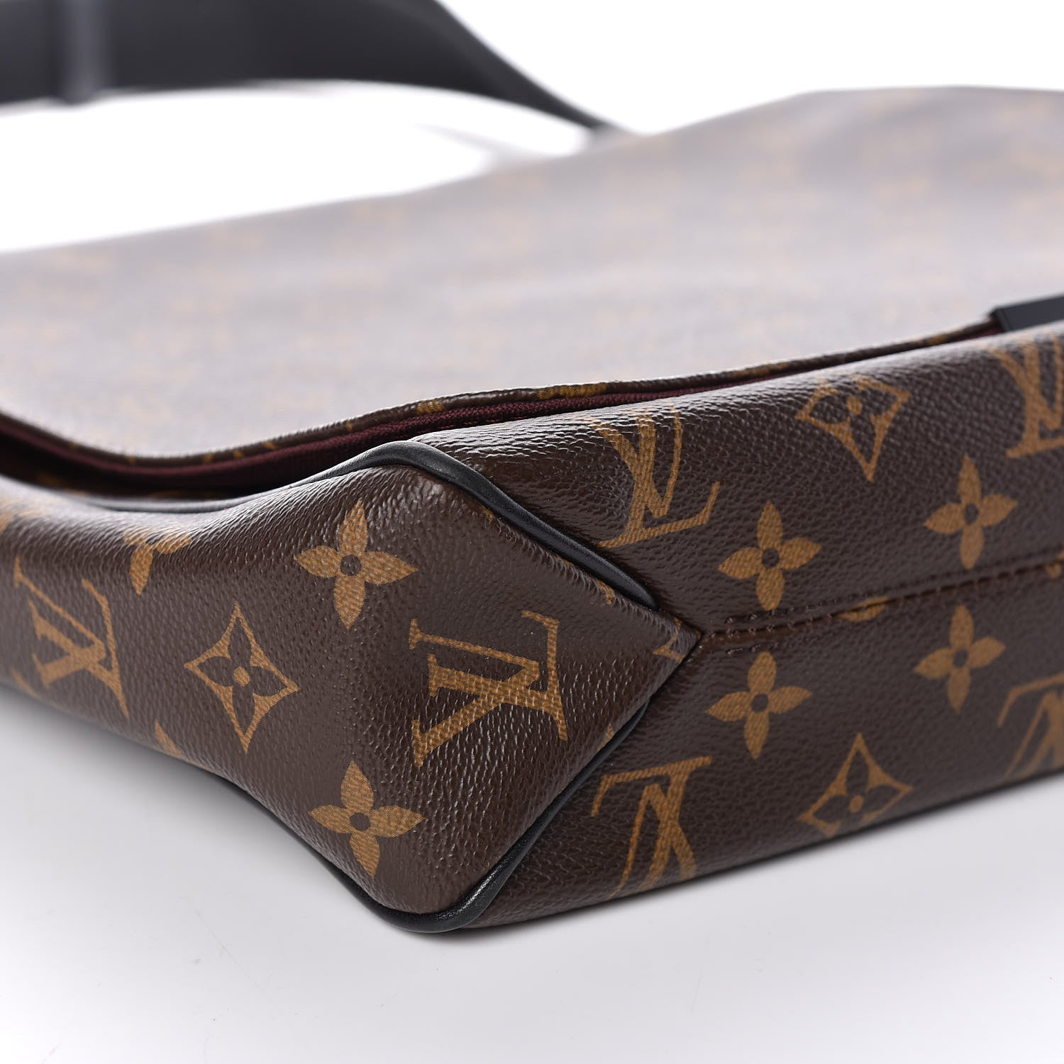 Louis Vuitton Monogram Macassar District MM 7 of 8