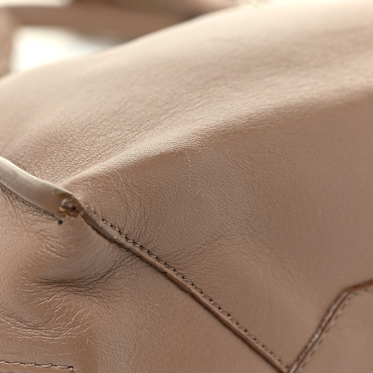 Veau Papier A6 Zip Around Tote Castagna