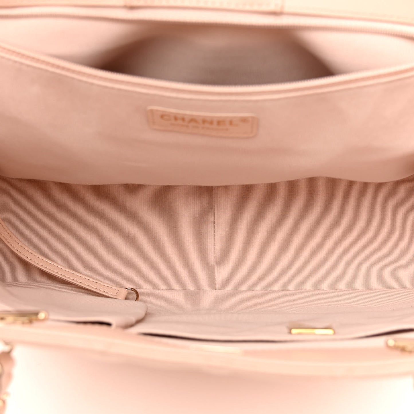 Caviar Quilted Large Classic Shopping Tote Light Beige