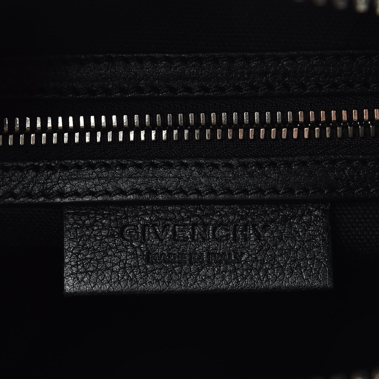 Sugar Goatskin Small Antigona Black