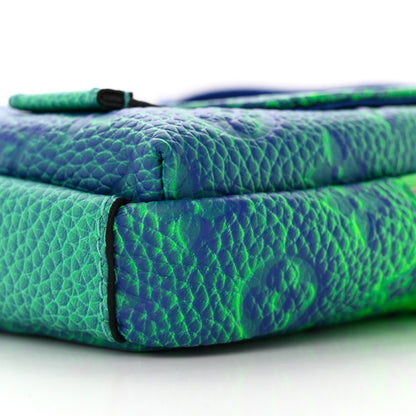 Louis Vuitton Taurillon Illusion Double Phone Case Bleu Vert 9 of 11