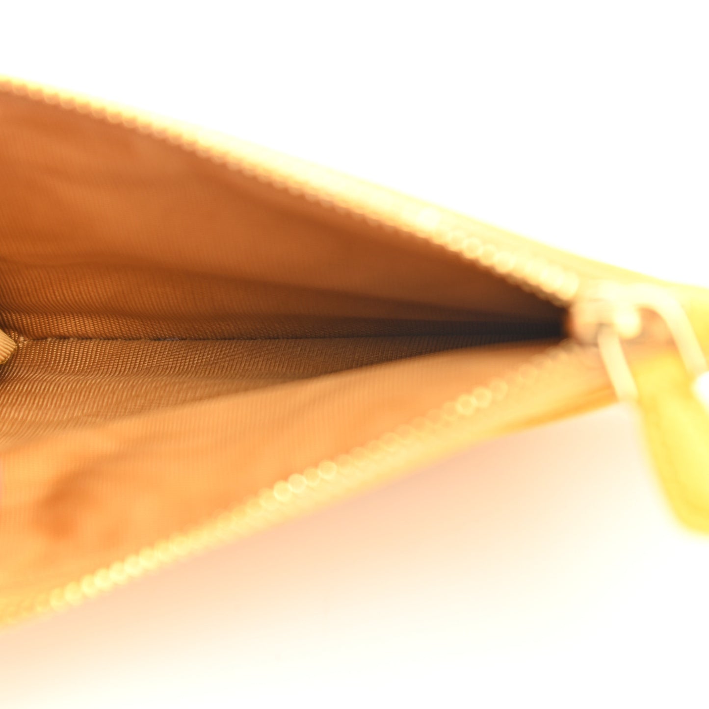 Saffiano Metal Zip Card Holder Soleil