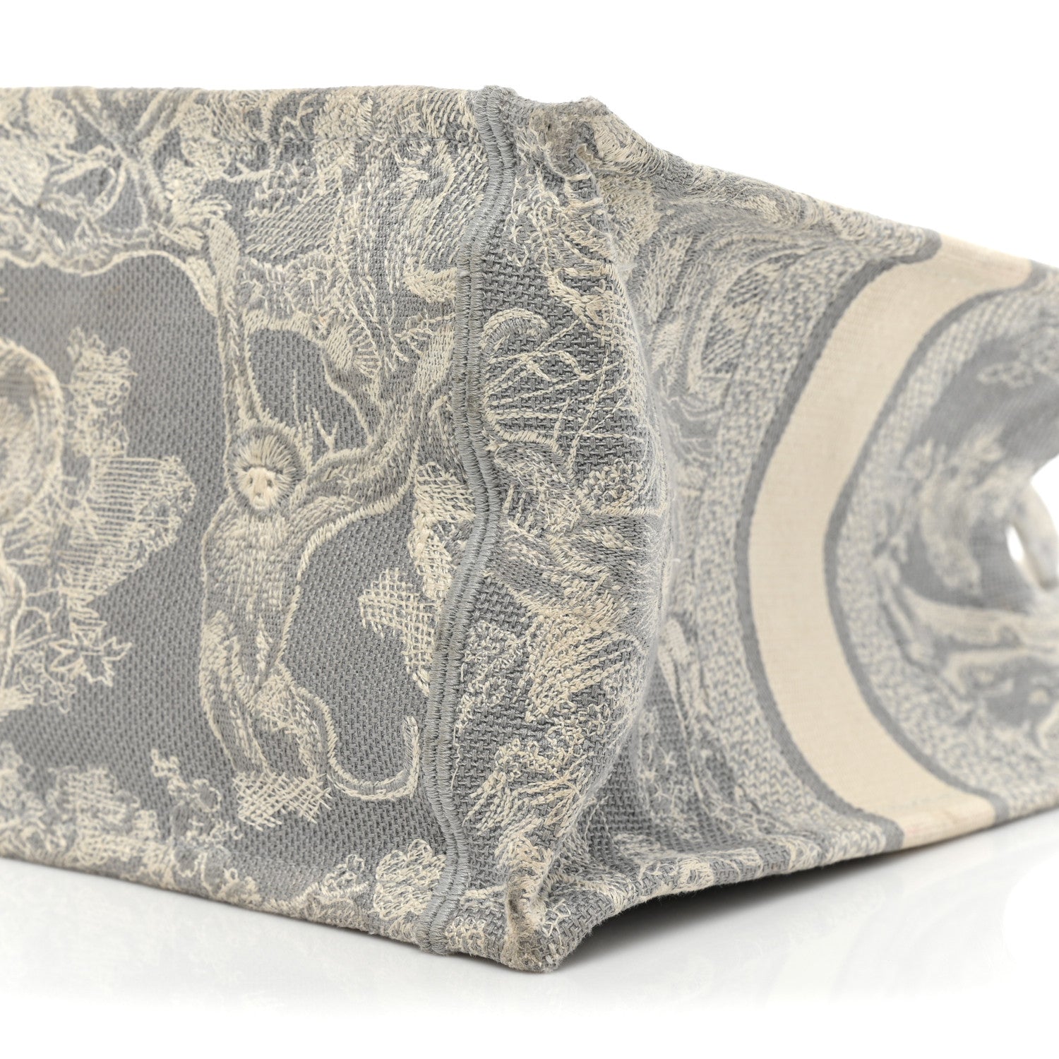 Christian Dior Canvas Embroidered Medium Dioriviera Toile De Jouy Reverse Book Tote Gray 8 of 20