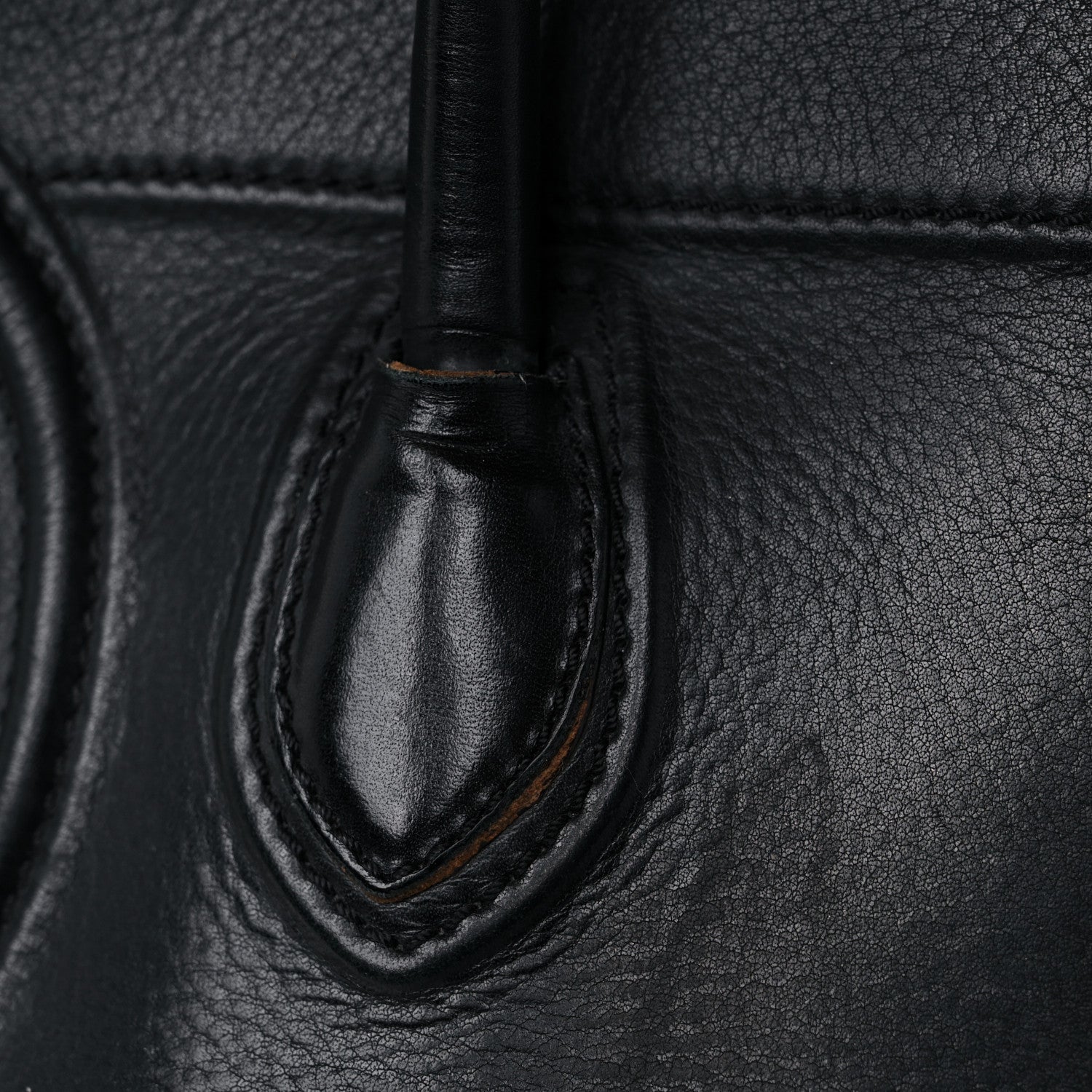 Celine Supple Calfskin Medium Phantom Luggage Black 23 of 25