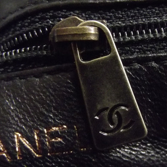 Chanel Patent Leather Shoulder Bag Black 11 of 11