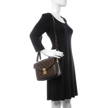 Louis Vuitton Monogram Pochette Metis 2 of 8