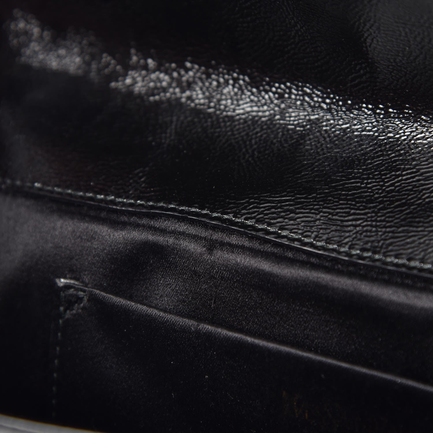 Saint Laurent Textured Patent Monogram Large Belle De Jour Clutch Black 7 of 9