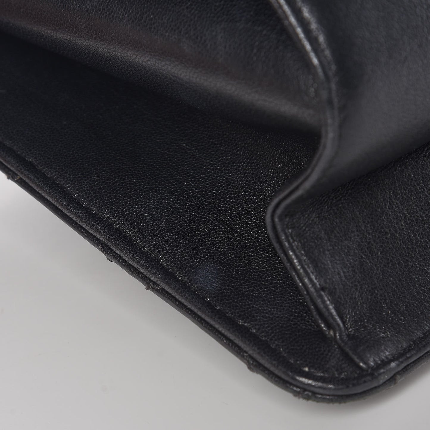 Sheepskin Quilted Large Beauty Lock Flap Black