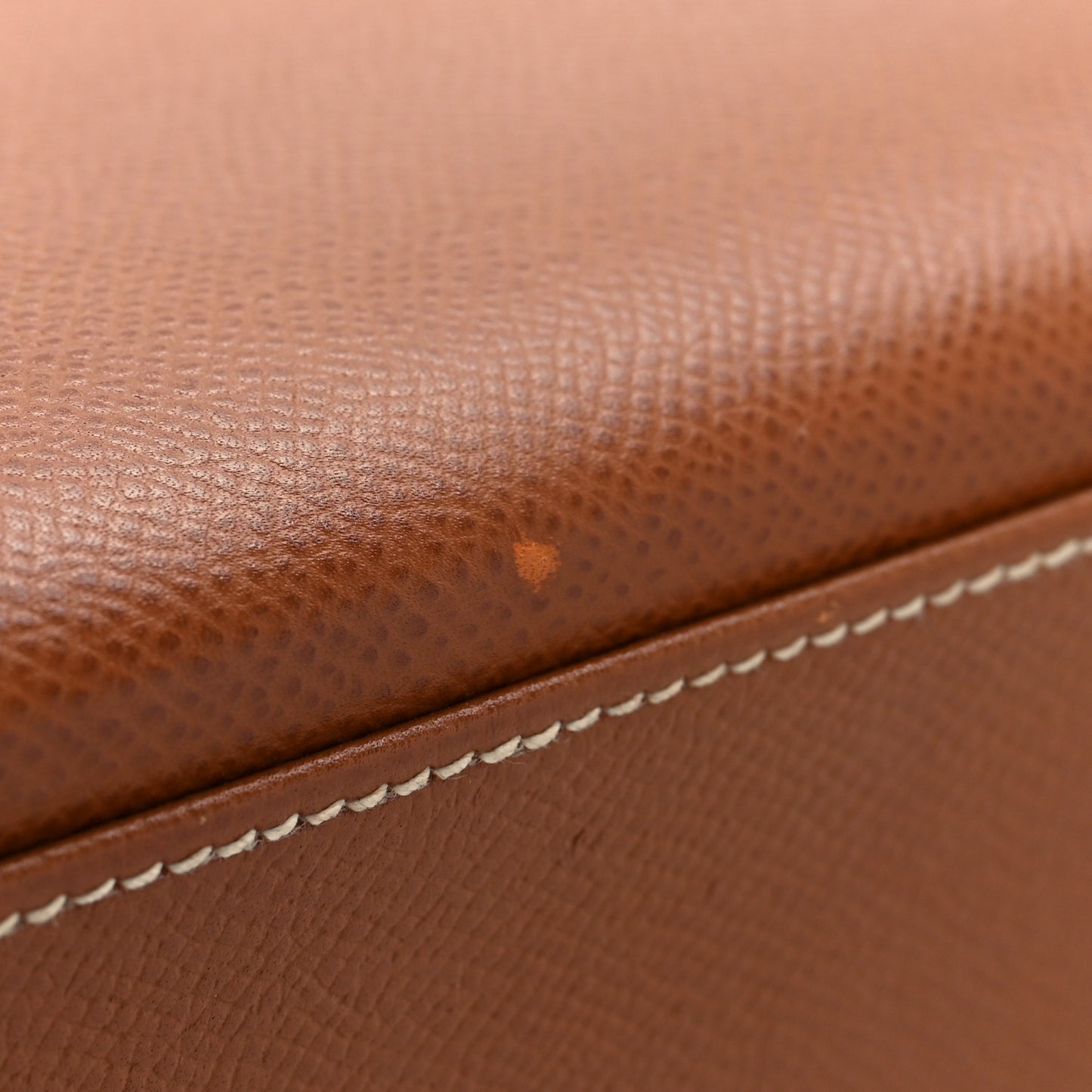 Courchevel Kelly Sellier 32 Gold