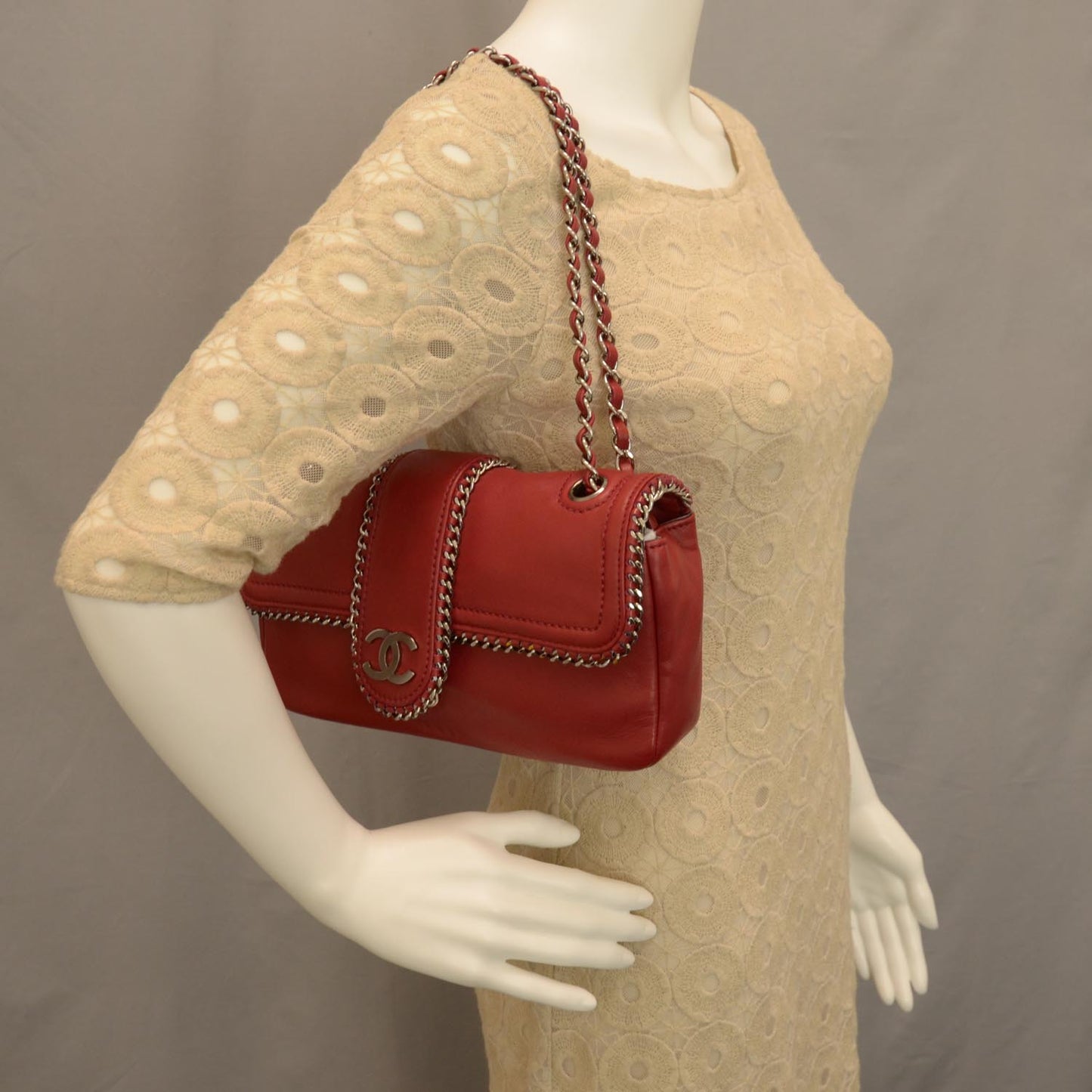 Lambskin Medium Madison Flap Red