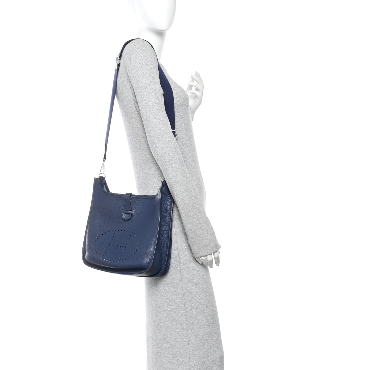 Hermes Taurillon Clemence EVELYNE III PM Bleu Saphir 2 of 11