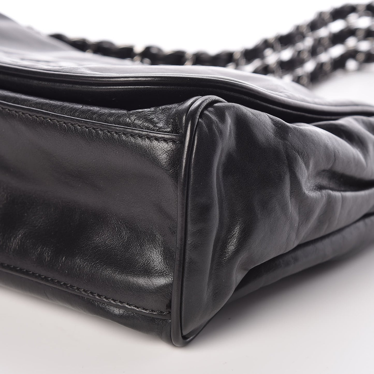 Calfskin Small Rock and Chain Flap Black