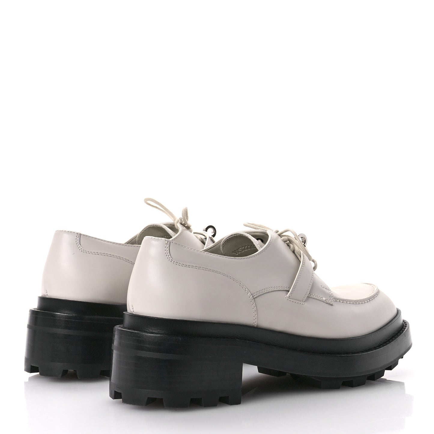 Glossed Calfskin First Derby 37.5 Beige Glaise