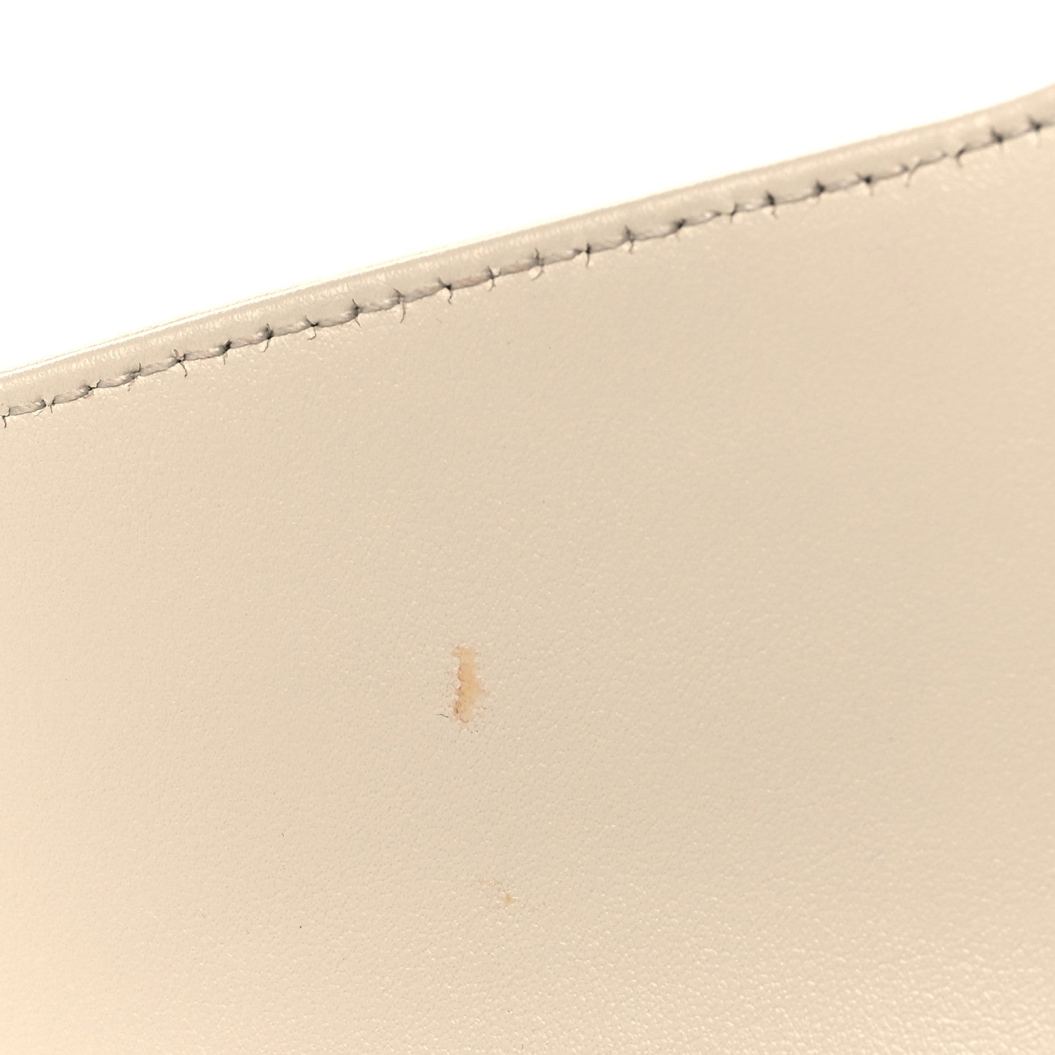 Gucci Calfskin Matelasse Small GG Marmont Shoulder Bag White 11 of 11