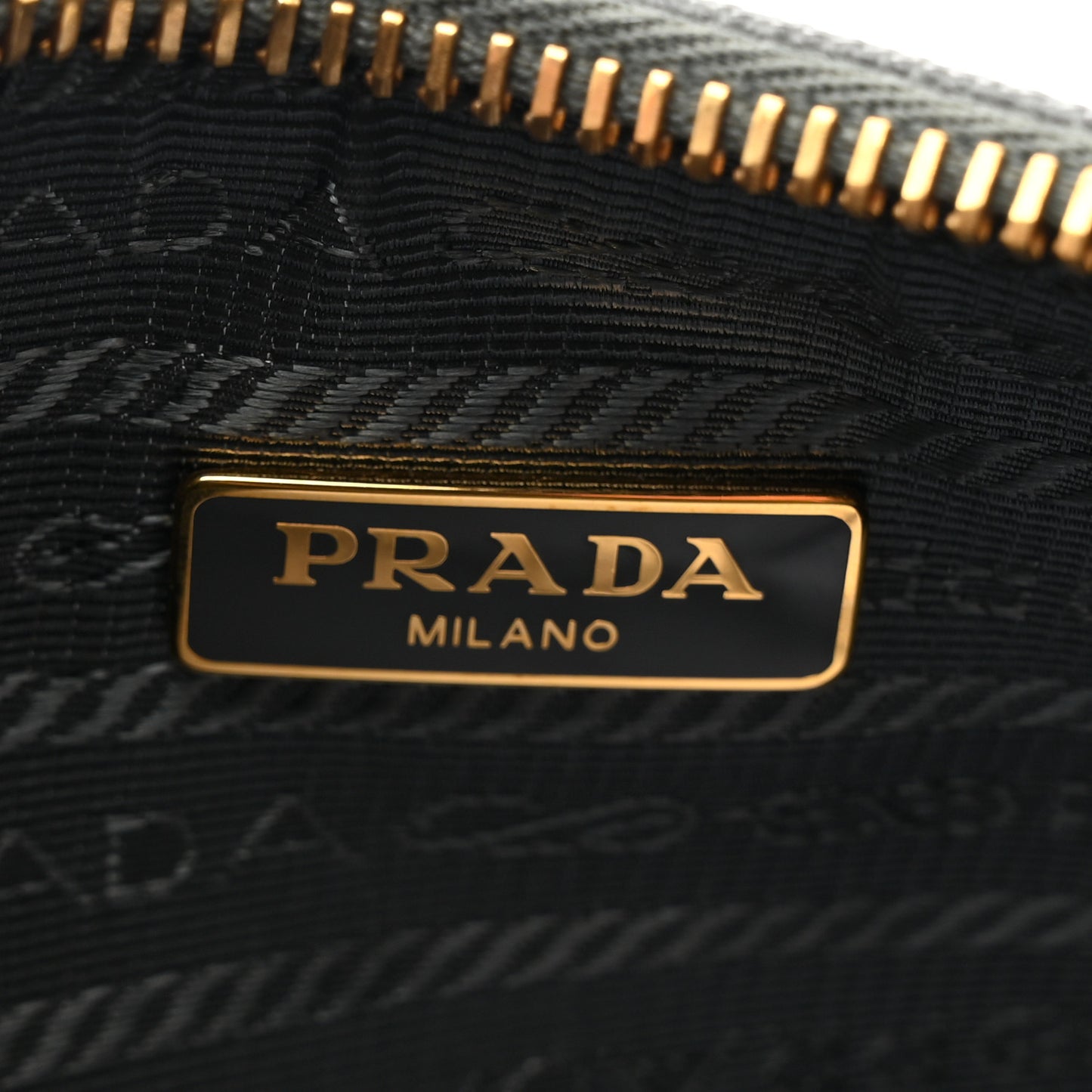 Saffiano Re-Edition 2005 Shoulder Bag Ardesia