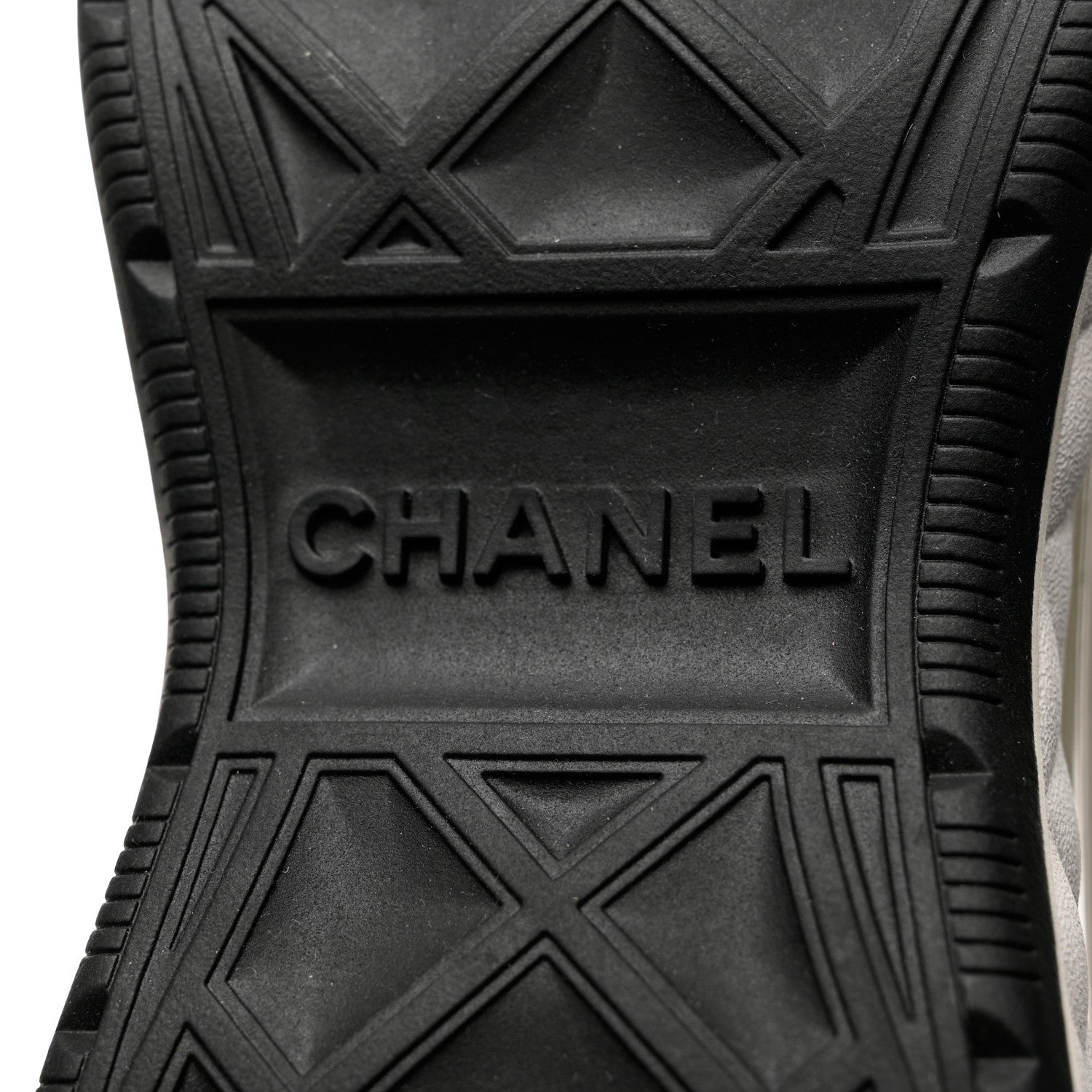 Chanel Velvet Calfskin Mixed Fibers CC Sneakers 37.5 Ivory Black 7 of 9
