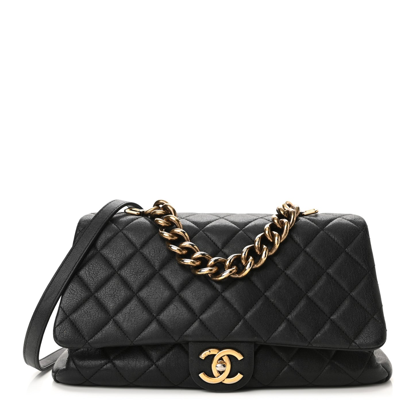 Shiny Sheepskin Quilted Large Trapezio Flap Black