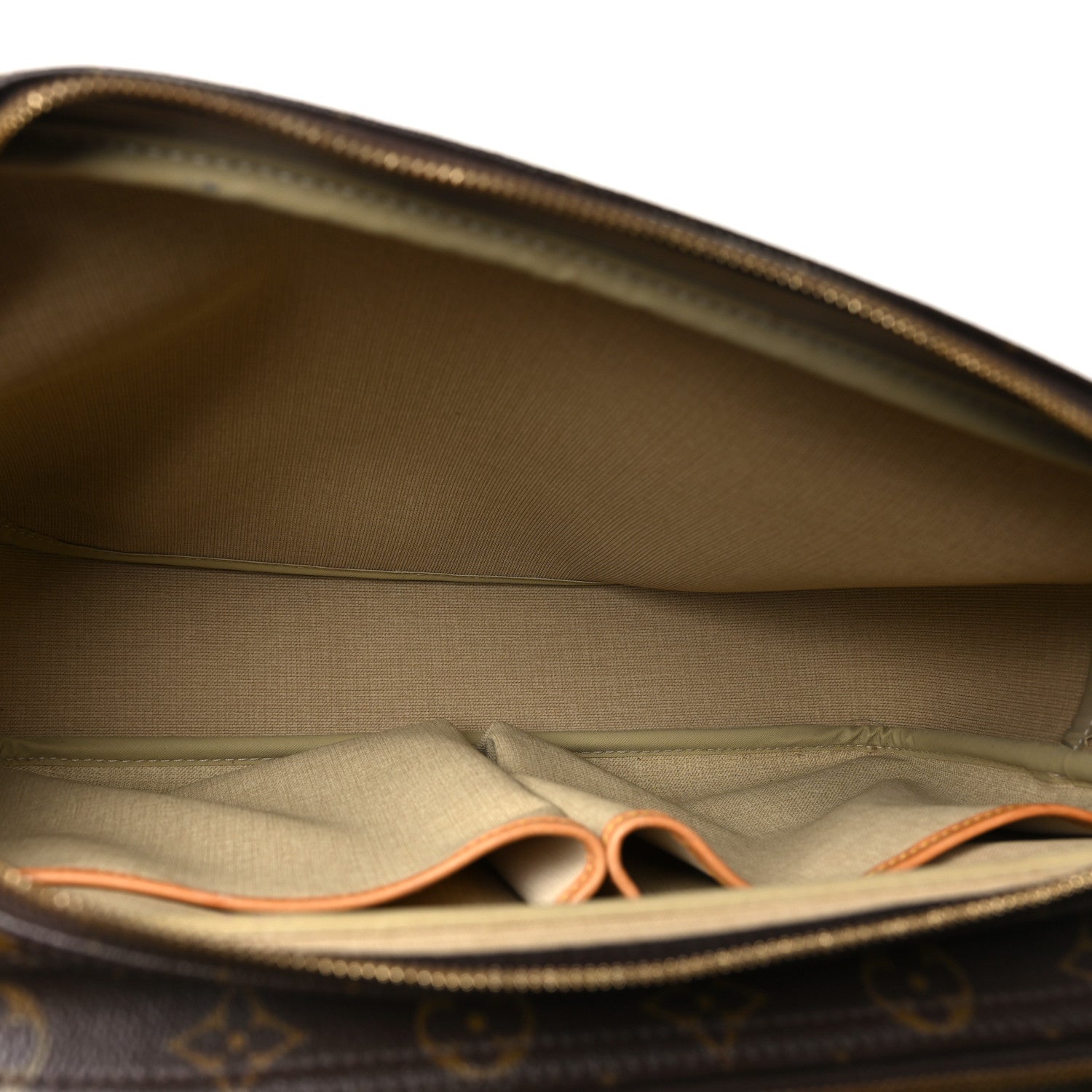 Louis Vuitton Monogram Reporter GM 6 of 10