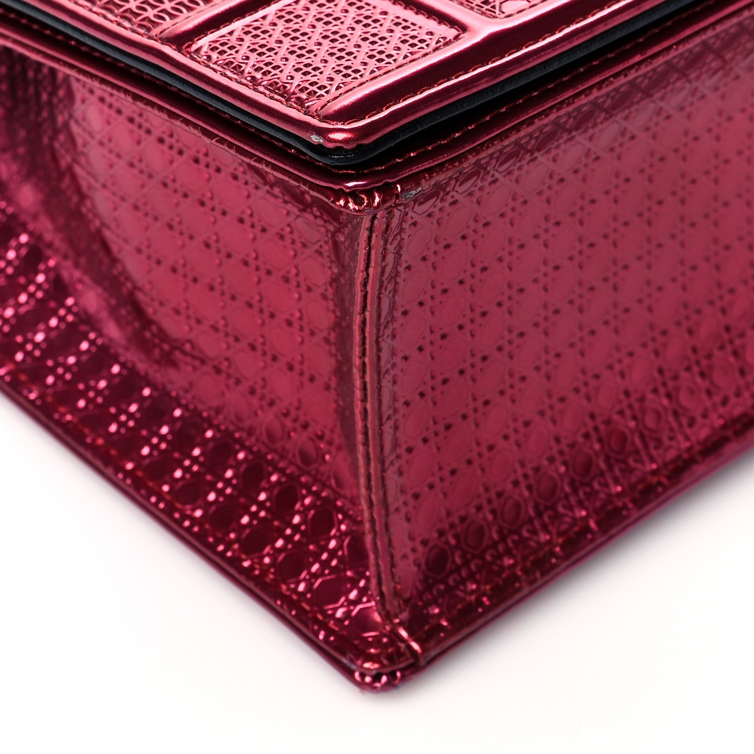 Christian Dior Metallic Patent Micro-Cannage Medium Diorama Flap Bag Red 8 of 10