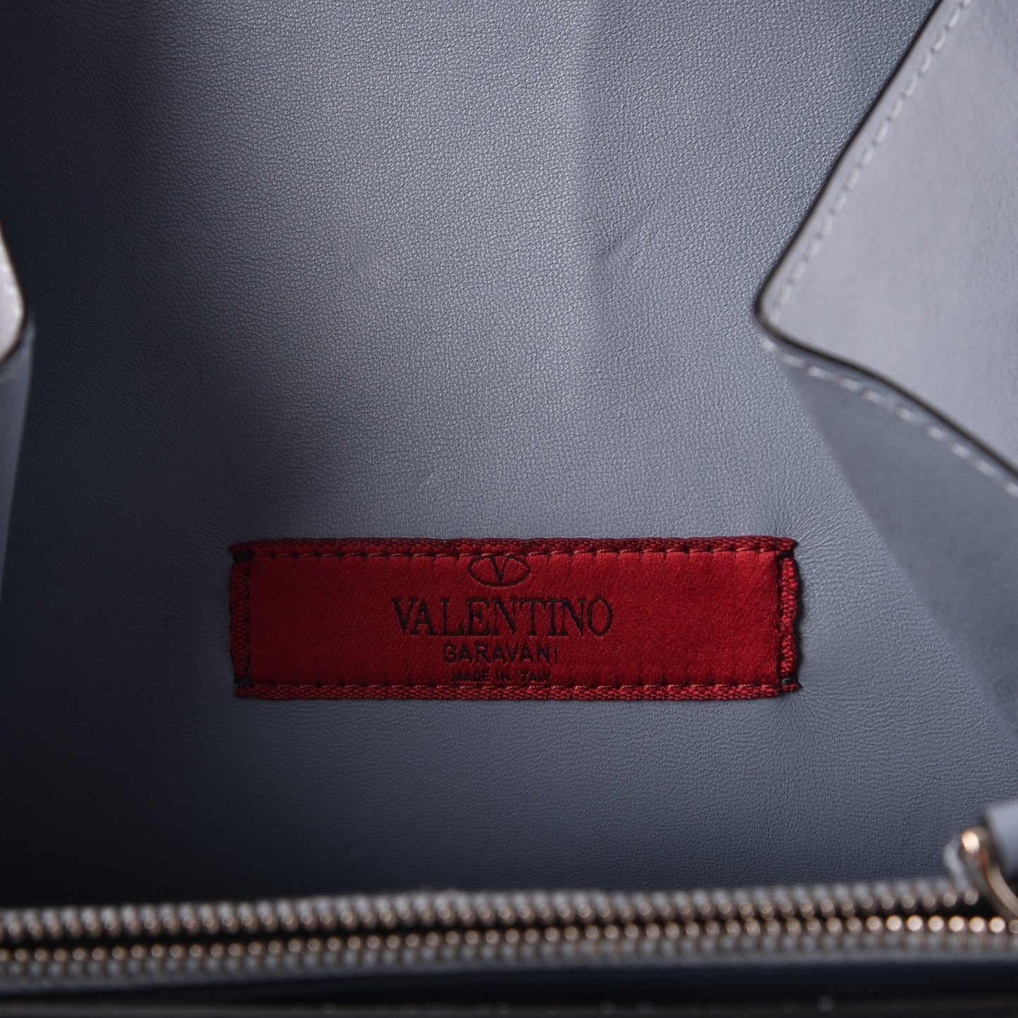 Vitello Rockstud Cabana Shoulder Bag London Stone