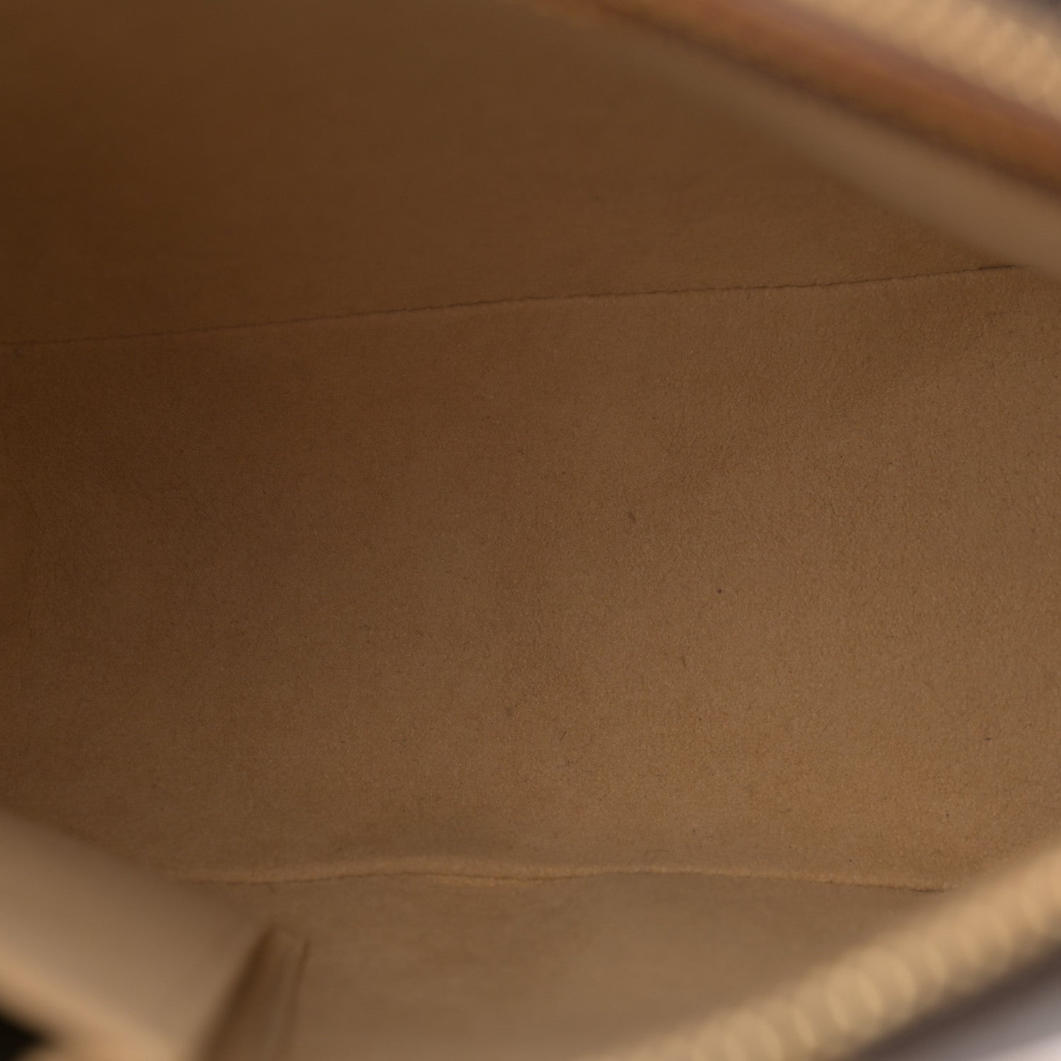 Louis Vuitton Monogram Looping MM 6 of 11