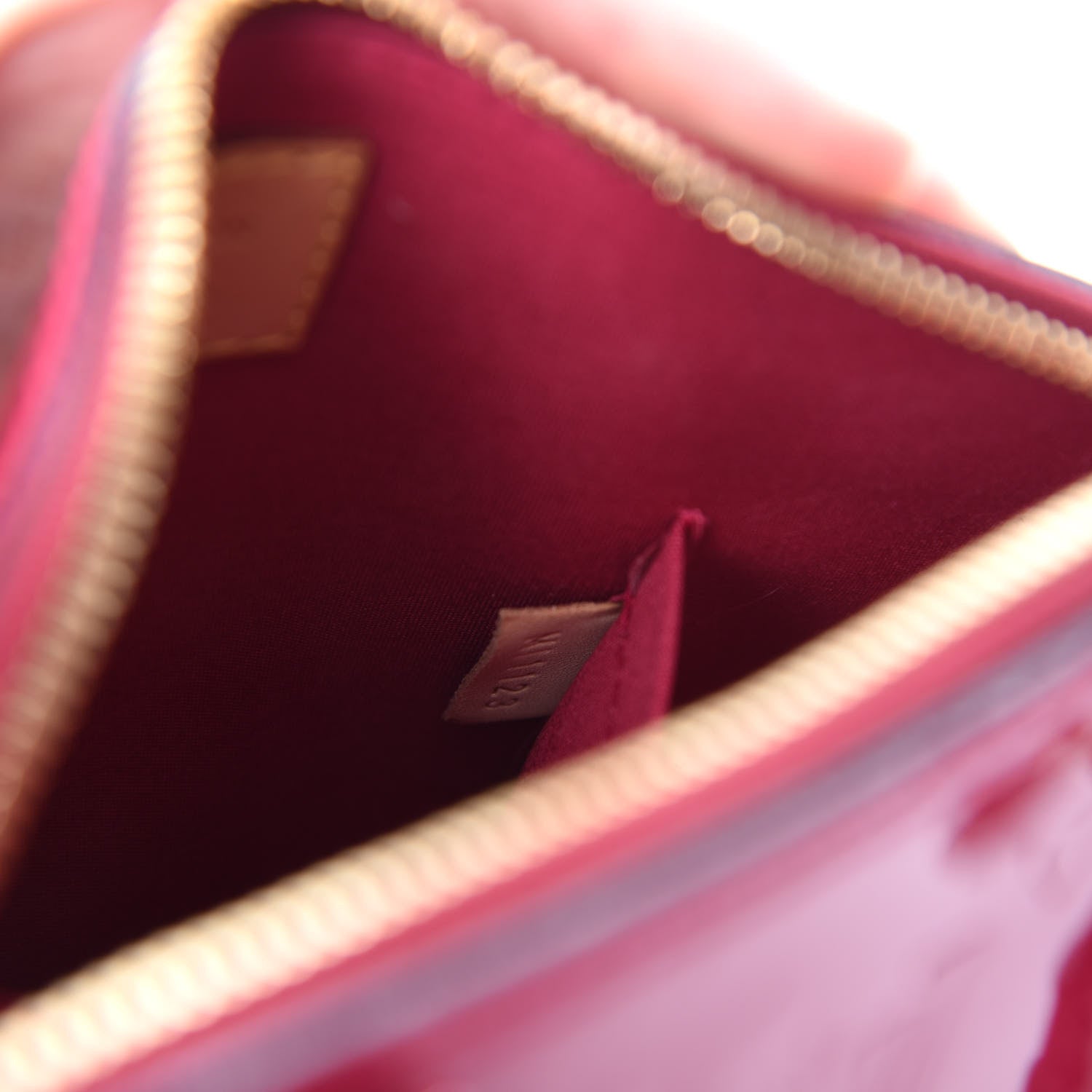 Louis Vuitton Vernis Alma BB Rose Indien 9 of 10