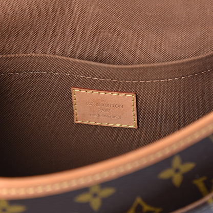Louis Vuitton Monogram Sologne 5 of 8