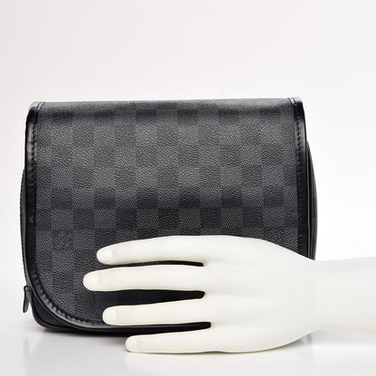 Louis Vuitton Damier Graphite Hanging Toiletry Kit 2 of 9
