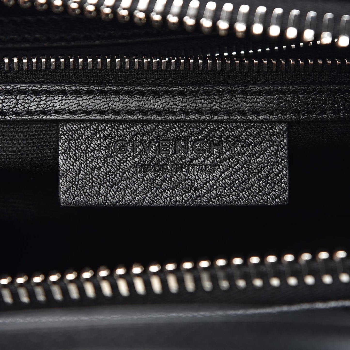 Sugar Goatskin Small Antigona Black