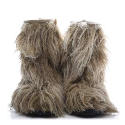 Chanel Fantasy Fur Mukluks Short Boots 38.5 Beige 2 of 8