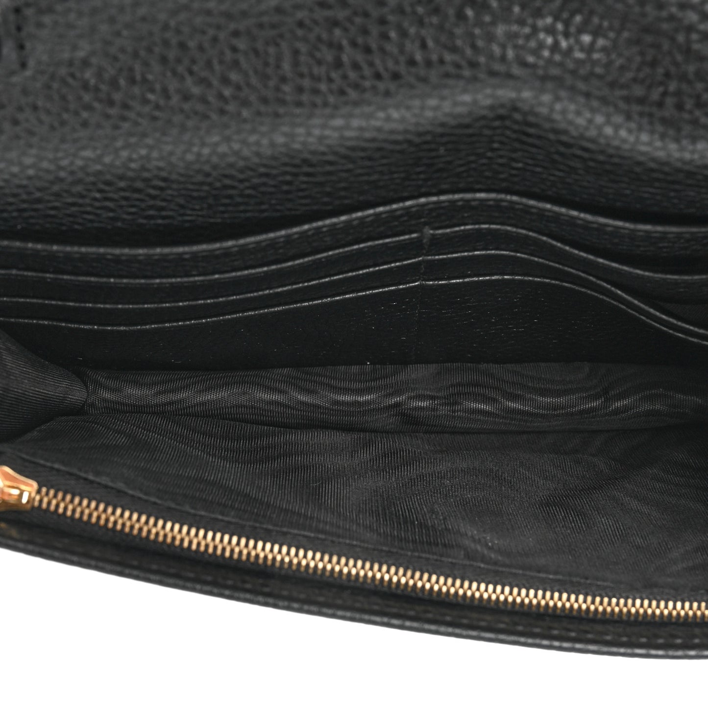 Pebbled Calfskin Soho Wallet On Chain Black