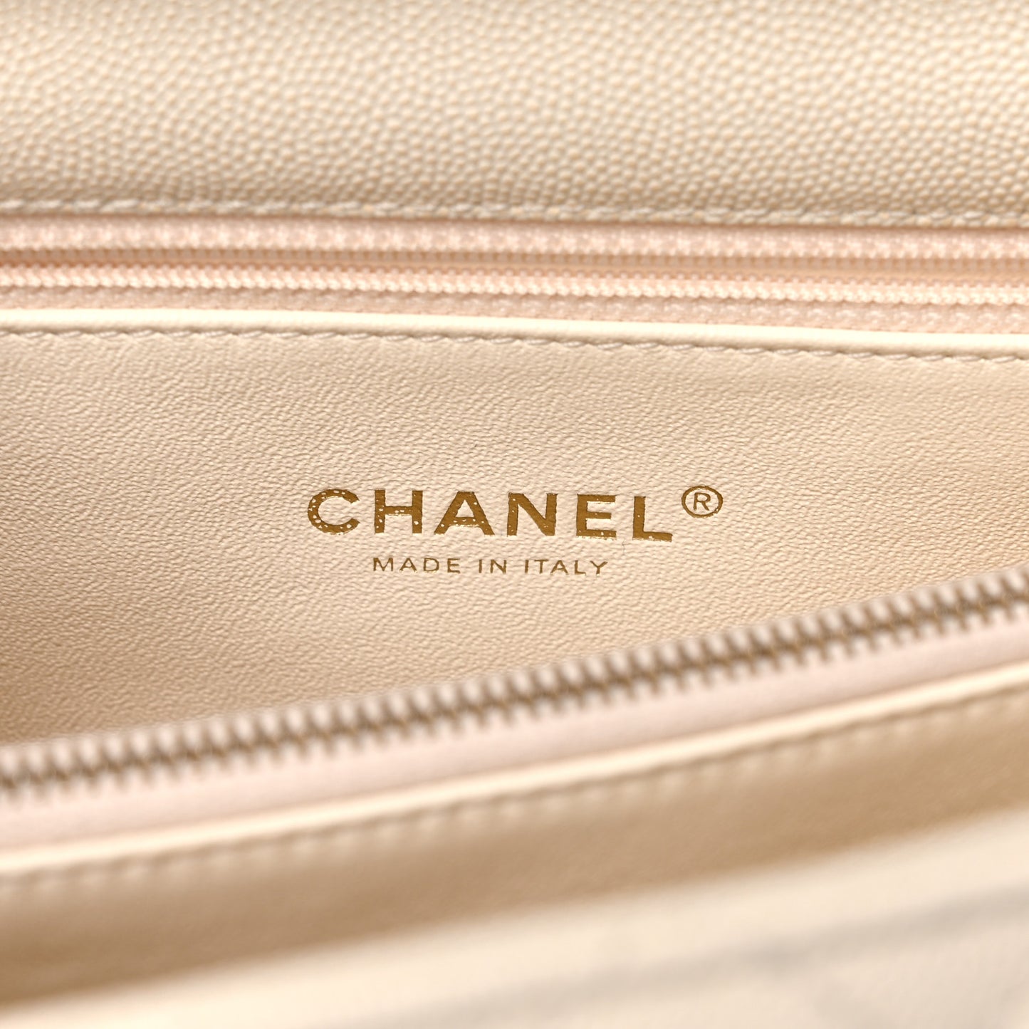 Caviar Lizard Quilted Medium Coco Handle Flap Ivory