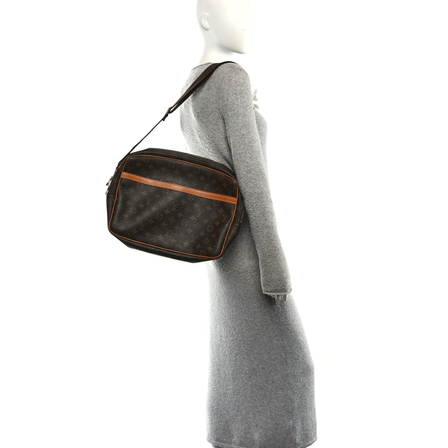 Louis Vuitton Monogram Reporter GM 2 of 9