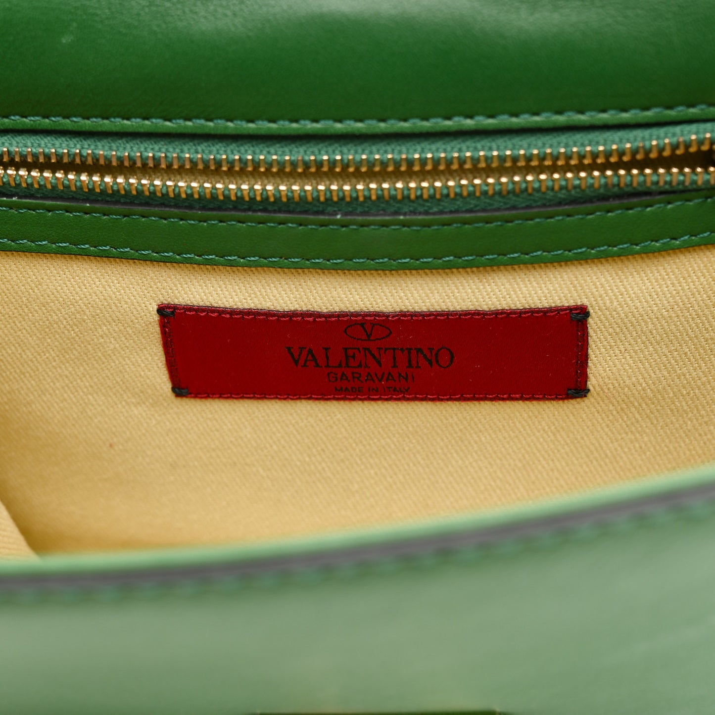 Vitello Small Glam Lock Rockstud Flap Gea Green