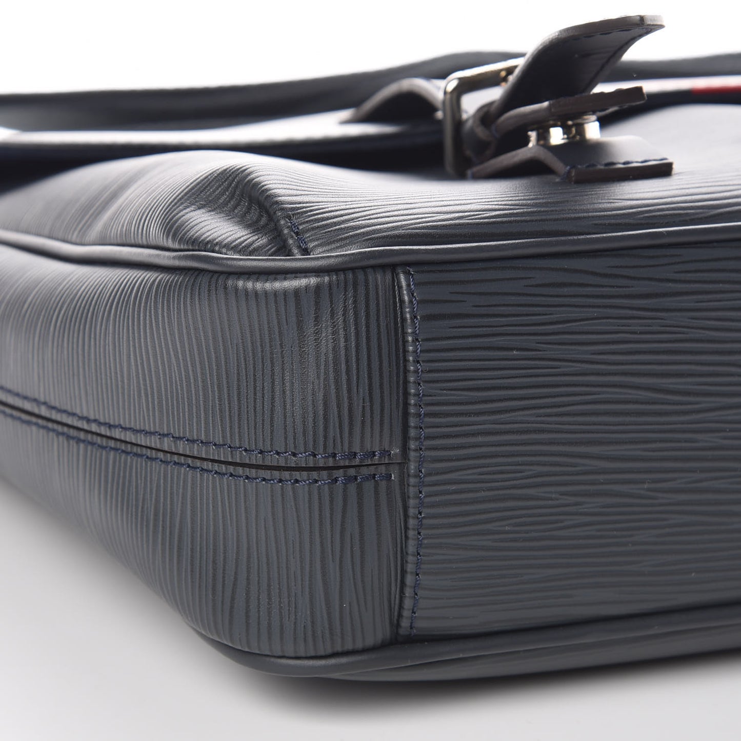Epi Christopher Messenger Navy Stripes
