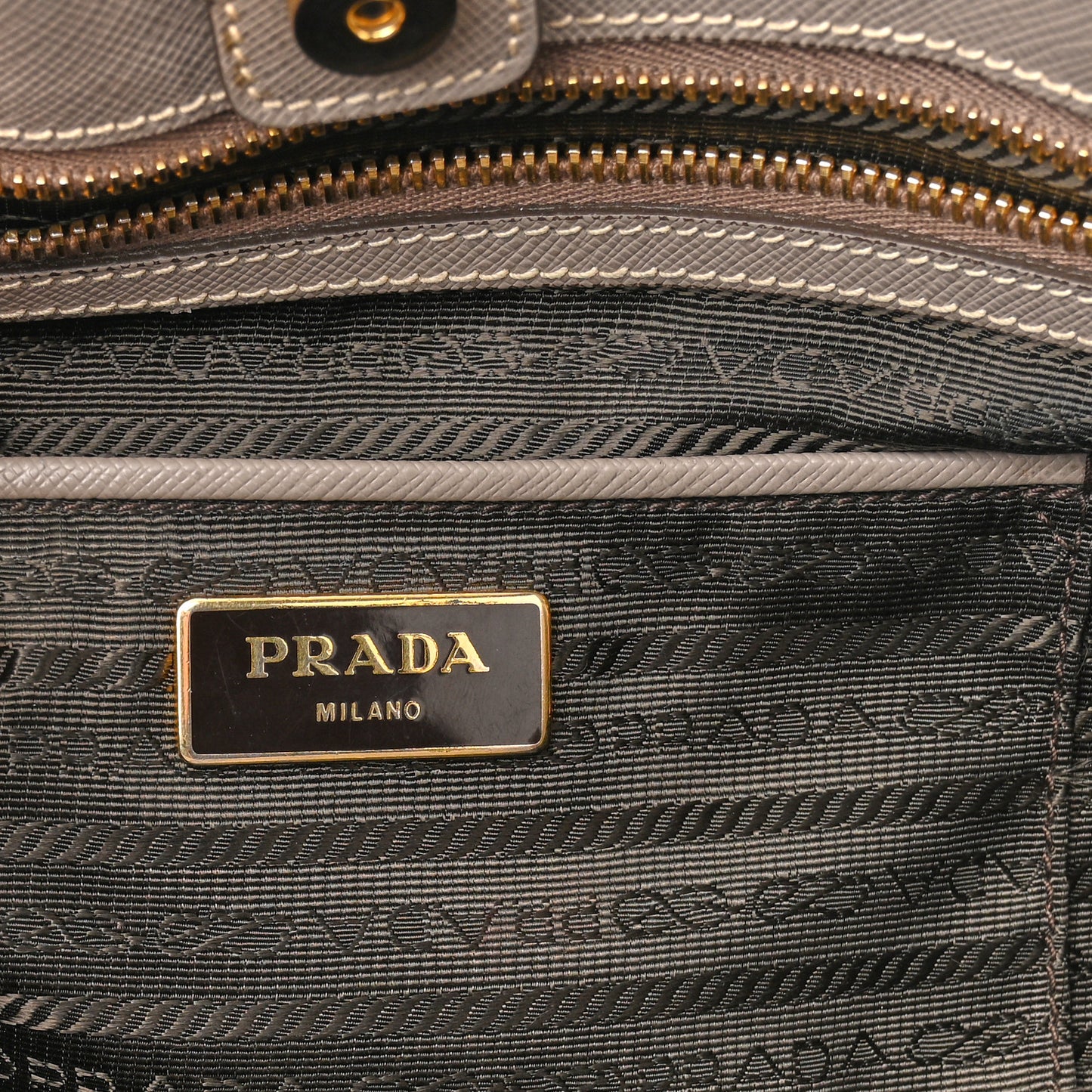 Saffiano Lux Large Tote Argilla