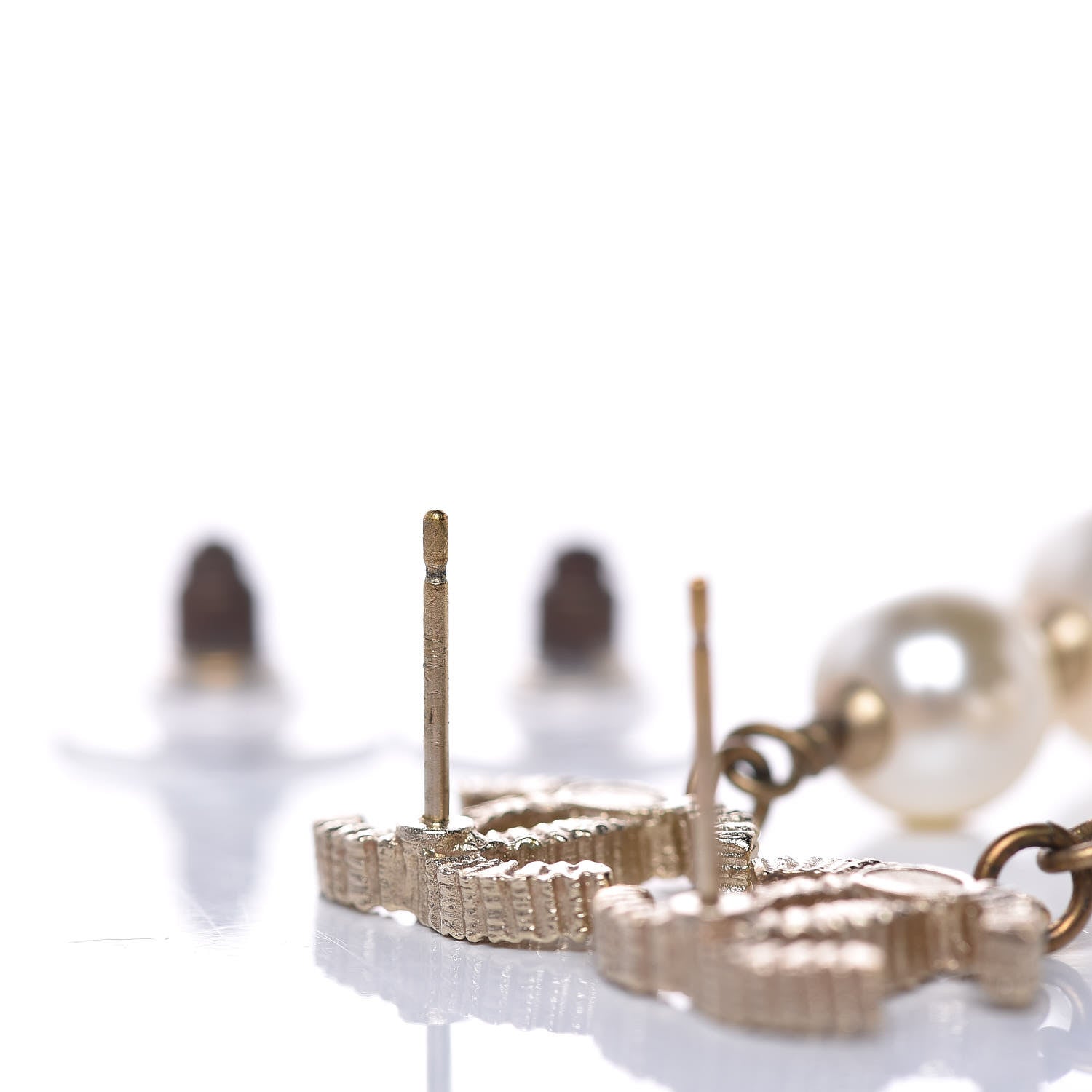 Chanel CC Pearl Drop Earrings Gold 3 of 4
