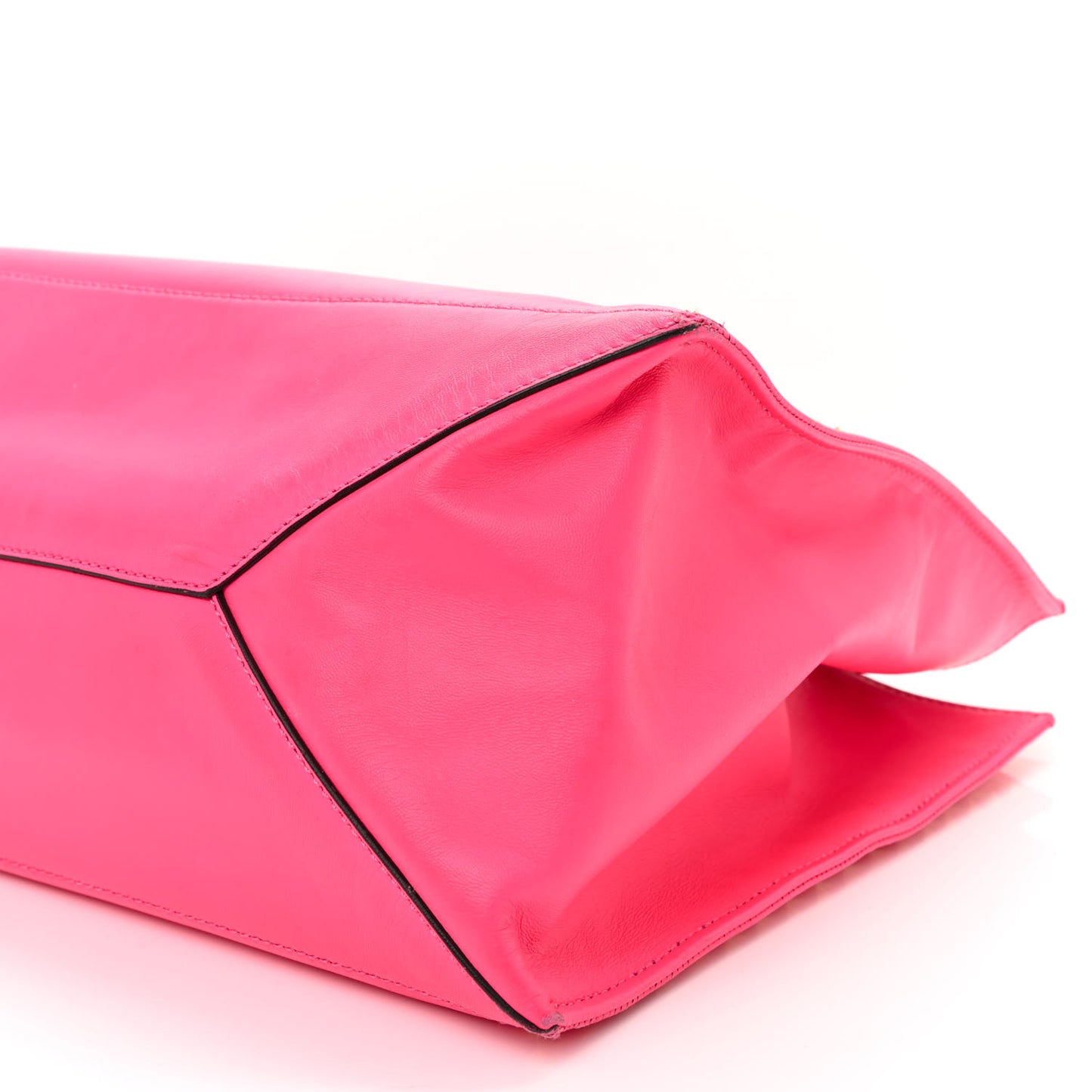 Nappa Medium Rockstud Soft Tote Framboise