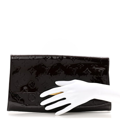 Louis Vuitton Vernis Robertson Clutch Amarante 2 of 9