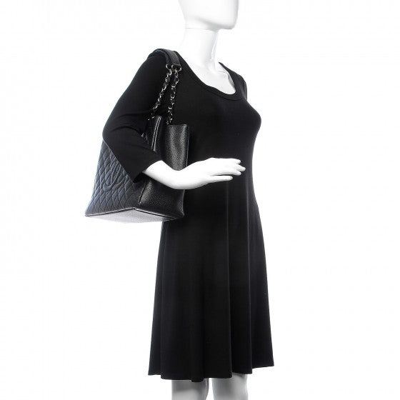 Caviar Quilted Grand Shopping Tote GST Black
