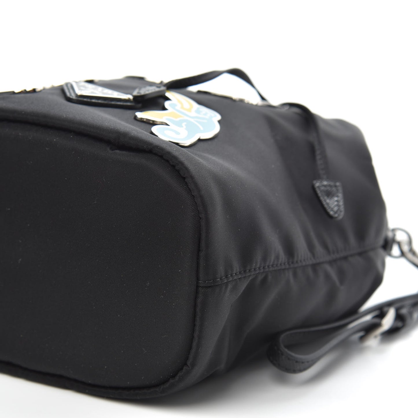 Tessuto Nylon Saffiano Smalto Bucket Wristlet Black