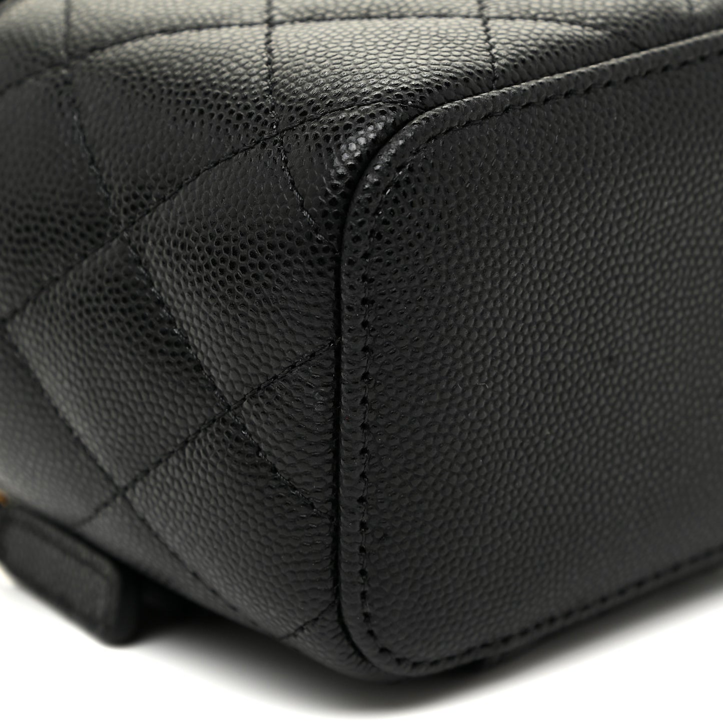Caviar Quilted Mini Vanity Case With Chain Black