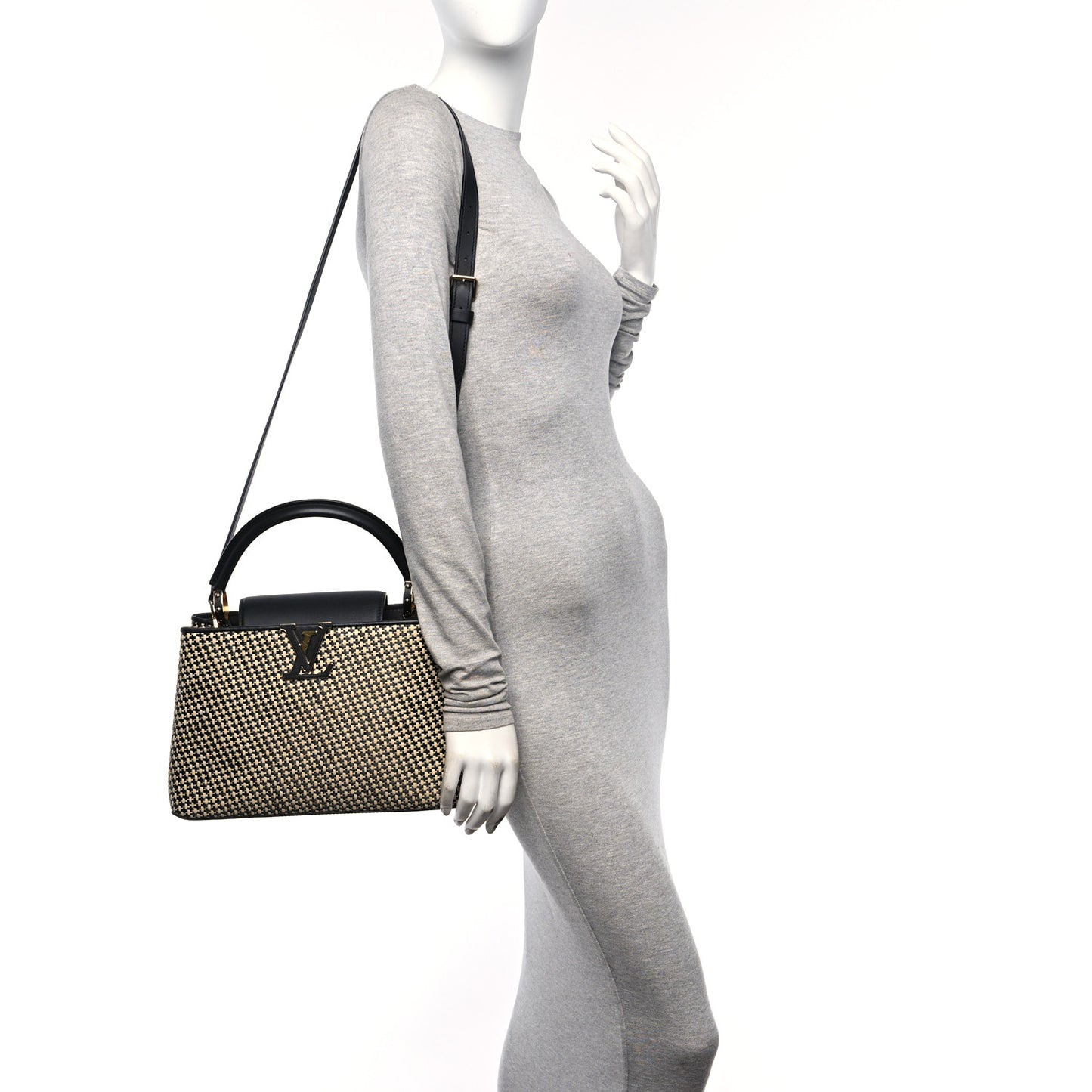 Raffia Calfskin Capucines MM Black Ecru