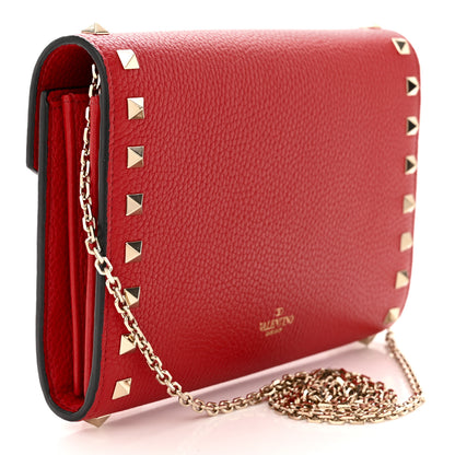 Valentino Garavani Pebbled Calfskin Rockstud Envelope Wallet on Chain Rouge Pur 3 of 11