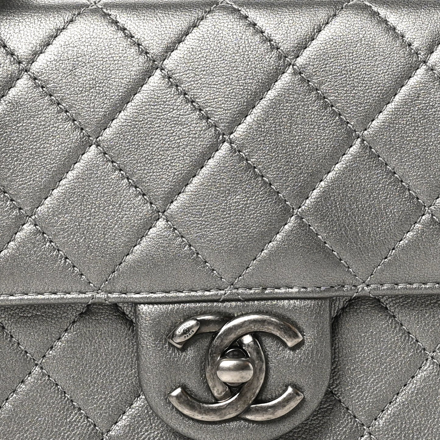 Metallic Goatskin Quilted Small Chic Pearls Flap Silver