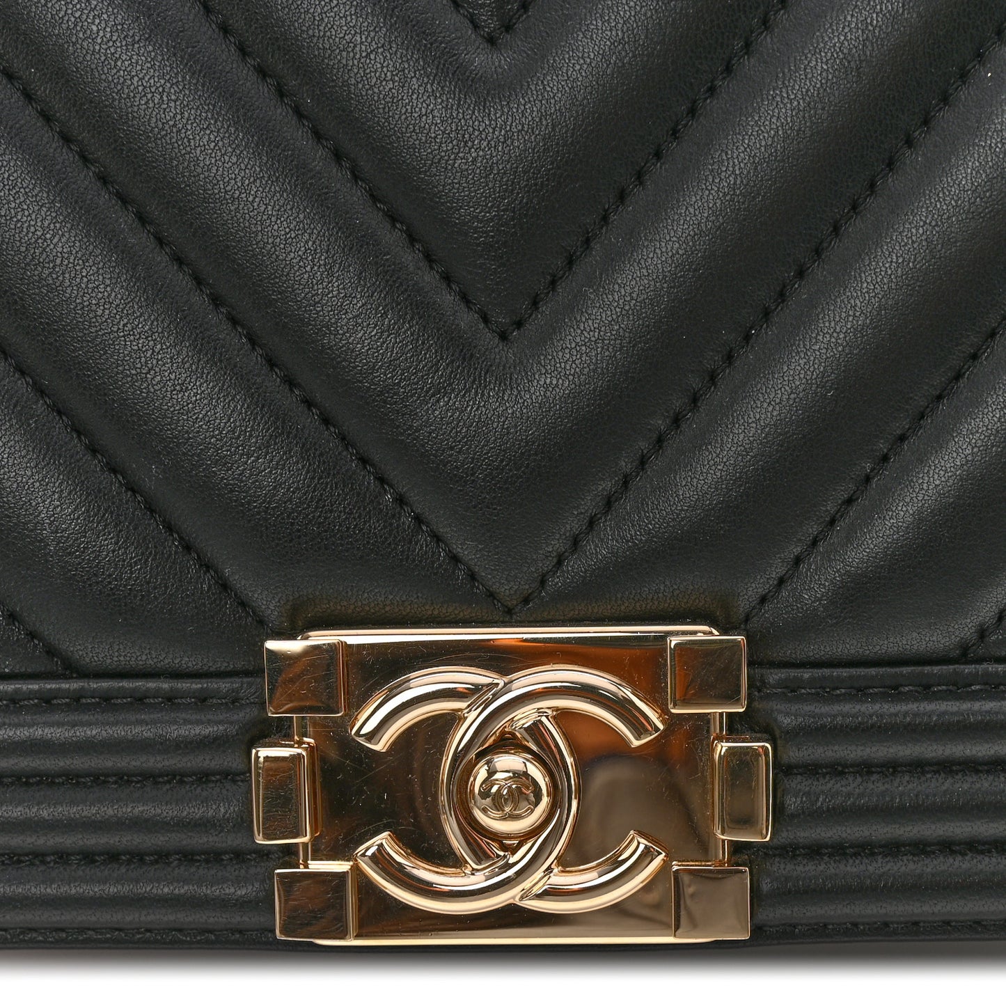 Calfskin Chevron Quilted Medium Boy Flap Black