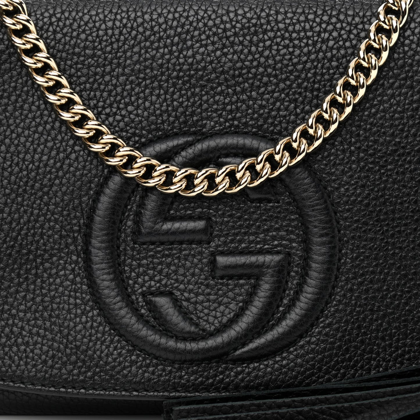 Pebbled Calfskin Medium Soho Flap Crossbody Black