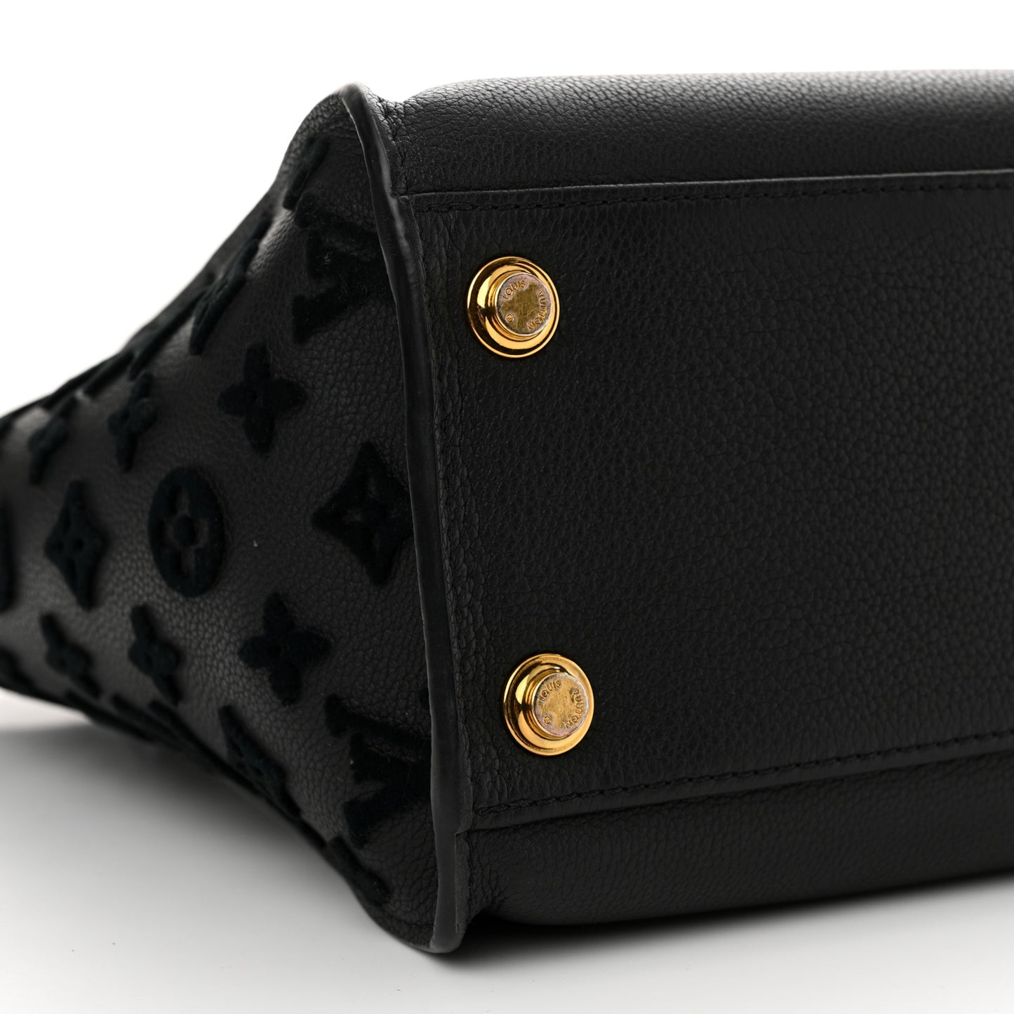Calfskin Monogram Tufting On My Side Black