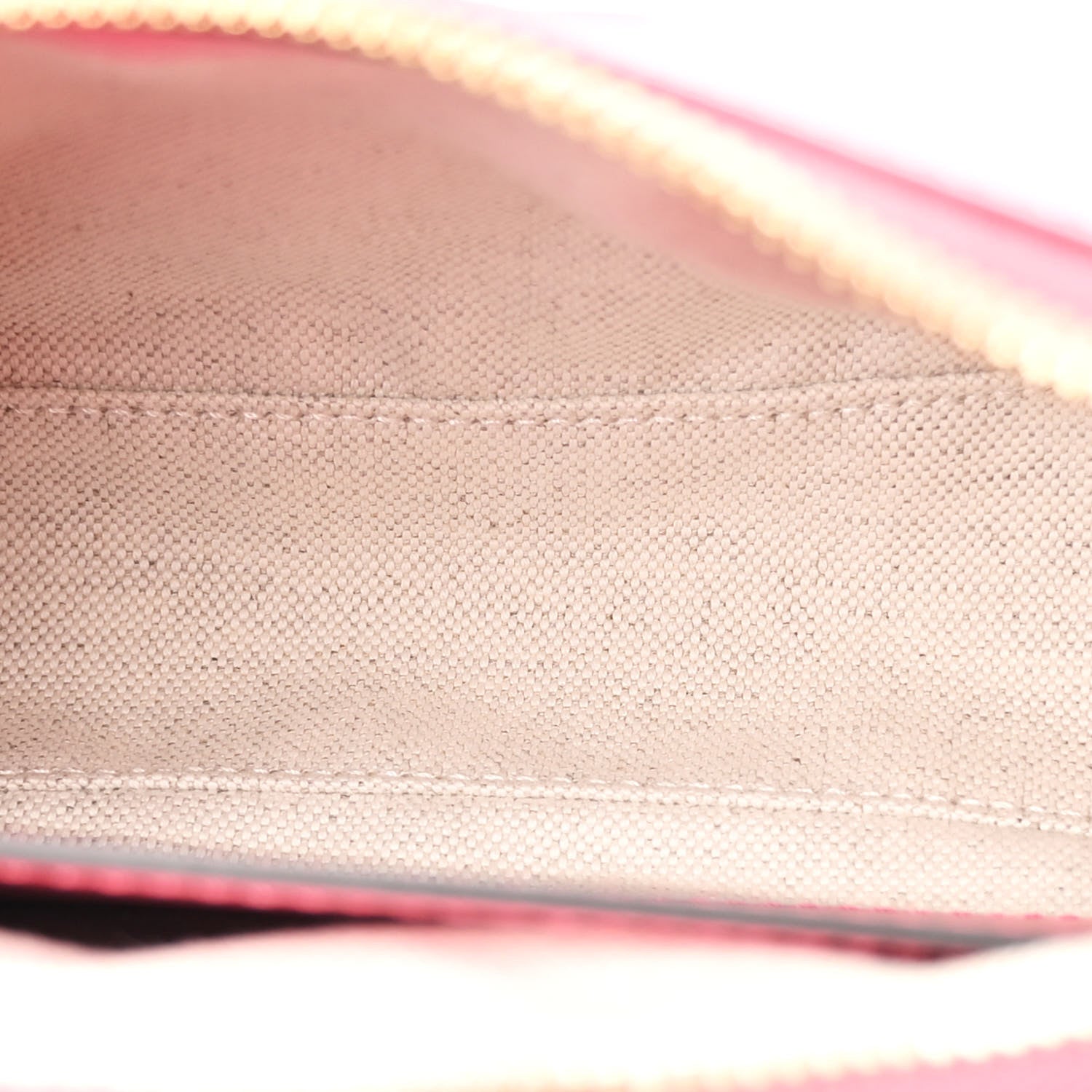 Gucci Calfskin GG Matelasse Chain Handbag Rhodamine Pink Natural 5 of 12